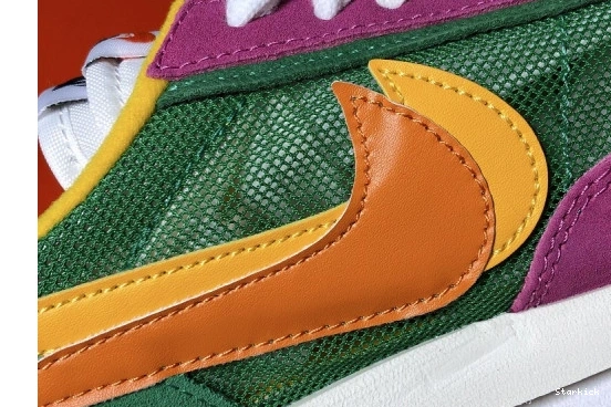 Nike BV0073-301 Waffle Pine Sacai  Green LD 0105